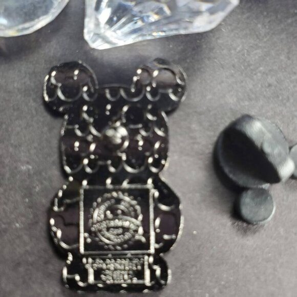 Disney Mickey Mouse Trading Pin Tribal Swirl Vinylmation Lapel Pin Jewelry Pin - Picture 3 of 5